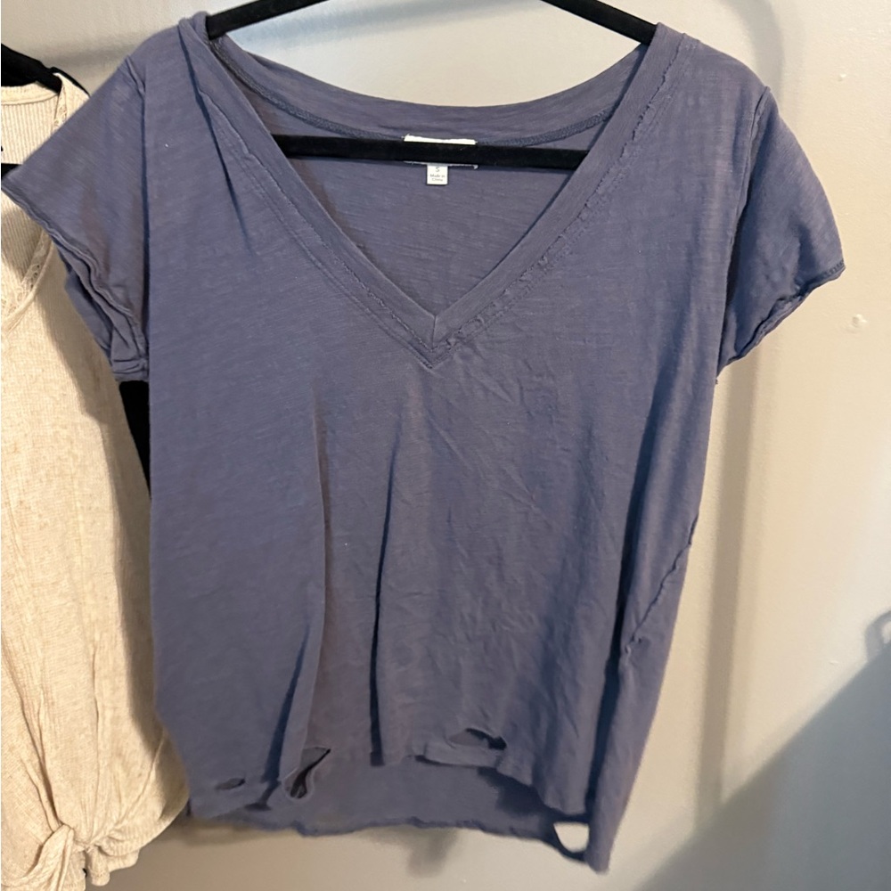 Umgee Gray Relaxed V-Neck T-Shirt